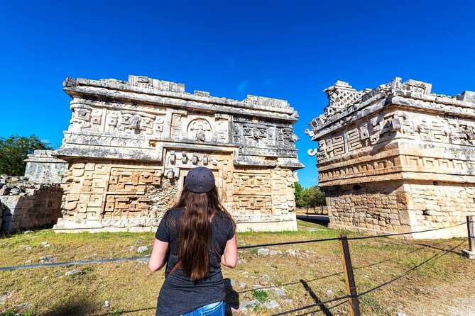 Chichen Itza Guided Historical Tour with Lunch Included - Cooling off at Tsukan cenote