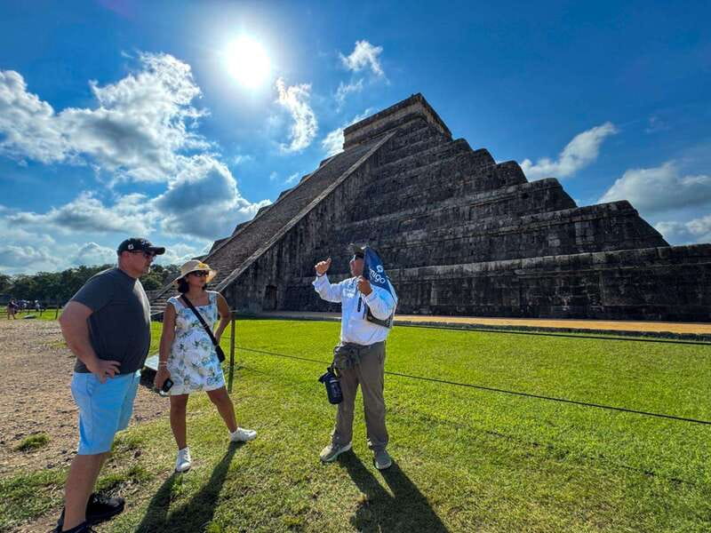 Chichen Itza: Guided Tour with Valladolid & Cenote Chichikan - Buffet lunch and tequila tasting