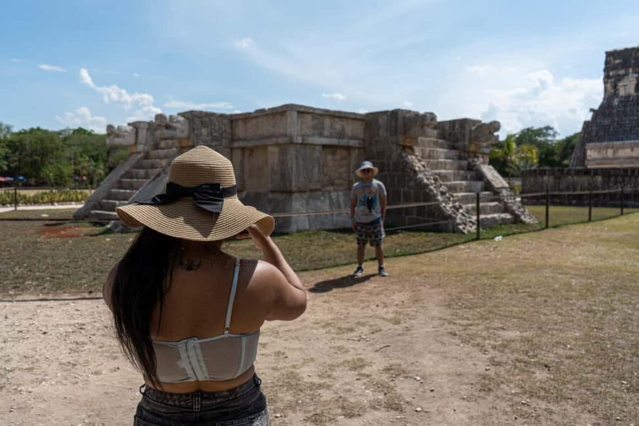 Chichen Itza On-Site Guided Tour with Certified Local Expert - Photo help that actually matters
