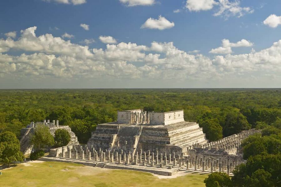 Chichen Itza On-Site Guided Tour with Certified Local Expert - Starting at the Parador Turístico