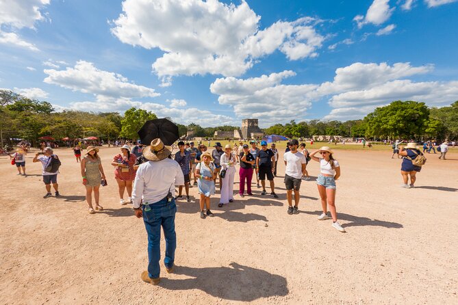Chichen Itza, Transportation, lunch, cenote and Valladolid. - Guides can make or break the day