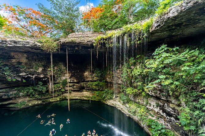 Chichen Itza, Transportation, lunch, cenote and Valladolid. - Getting from Cancun to the ruins