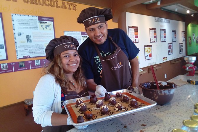 Chocolate and truffles workshop - A sweet break in central Puerto Vallarta