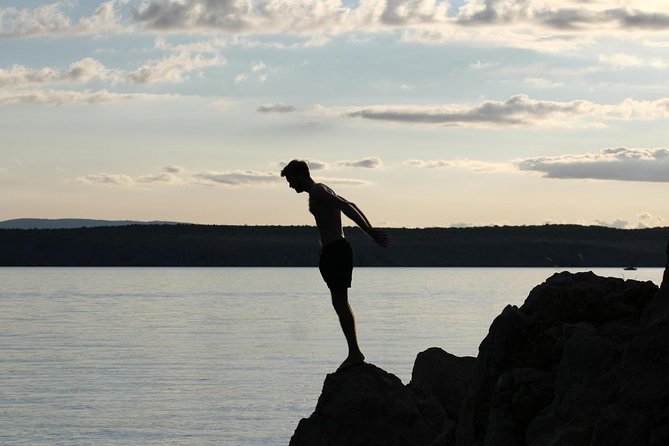 Cliff Diver De Luxe with Different Options at "La Quebrada" - Five details worth knowing before you book