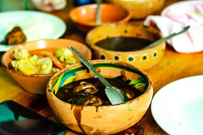 "Copalitilla" Waterfalls from Huatulco - A regional meal after the waterfalls