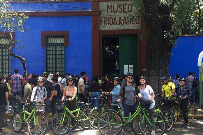 Coyoacán Walking Tour: Access to Frida Kahlo Museum & Tacos - What $78 buys you
