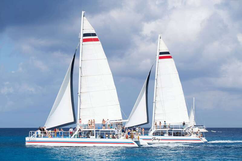 Cozumel: El Cielo, Palancar Reef, and Beach Party with Food - Why this Cozumel catamaran trip works