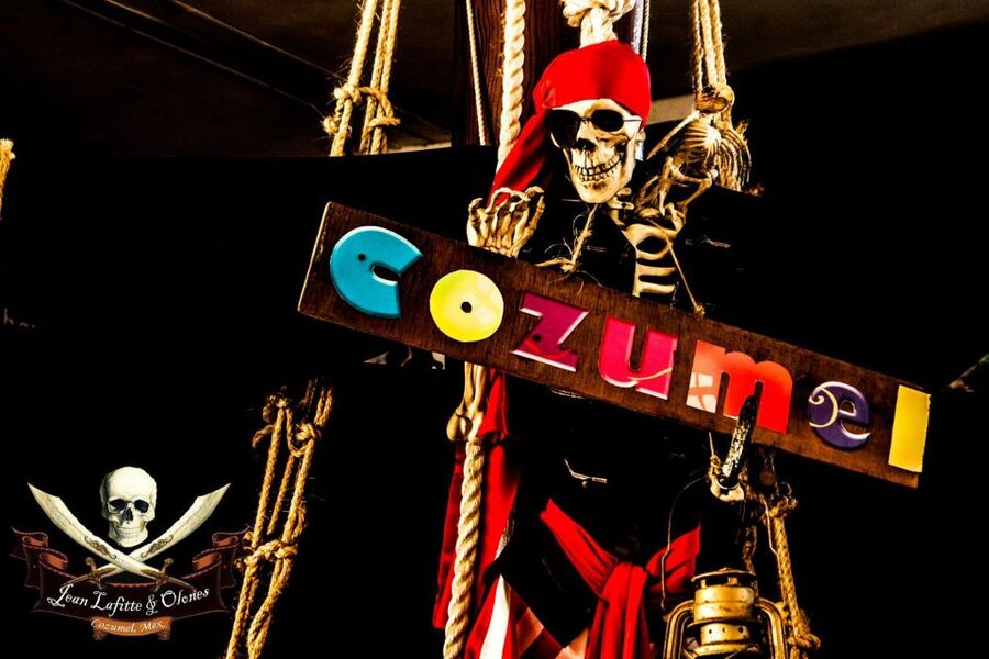 Cozumel: Pirate Ship Cruise with Open Bar, Dinner, and Show - Booking and cancellation details