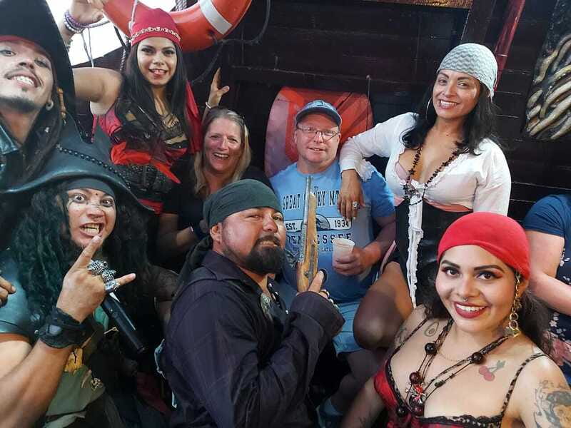 Cozumel: Pirate Ship Cruise with Open Bar, Dinner, and Show - A sunset sail with pirate theater