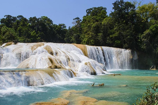 Day Trip to Agua Azul Waterfalls and Palenque from San Cristobal - The road from San Cristóbal is the real test