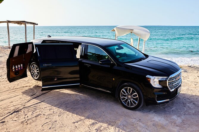 Deluxe Limousine GMC from Cancun Airport - What This Cancun Airport Transfer Actually Provides