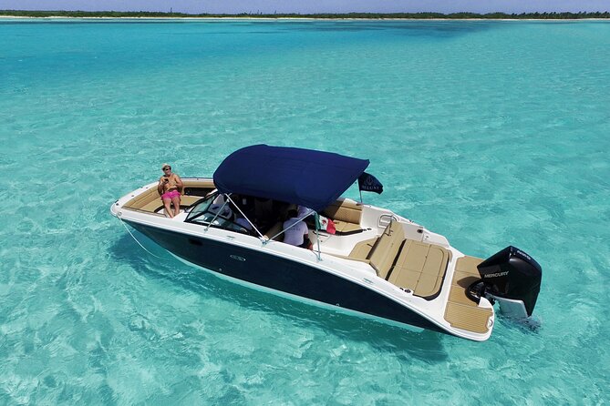 Deluxe Private Boats - 27 ft Sea Ray - Reefs without the usual crowd