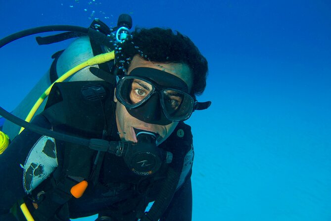 Discover Scuba Diving & Beach Club with Transportation In Riviera Maya - What to bring and what to budget