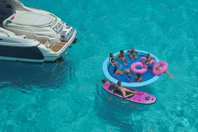 DIVA 60ft Elite Italian Yacht Experience in Cancun - What comes aboard the DIVA