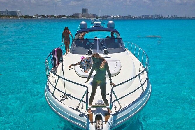 DIVA 60ft Elite Italian Yacht Experience in Cancun - Four and five hours: the best balance for most groups