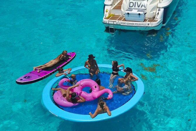 DIVA 60ft Elite Italian Yacht Experience in Cancun - Crew service is a major part of the experience