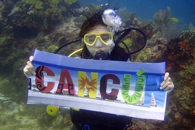 Diving in the Mexican Caribbean for Beginners | 2 Tanks 2 Dives | All Inclusive - Meeting at Pescador and getting ready