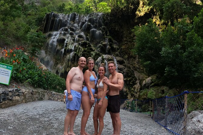 Early & Express Tolantongo Hot Springs - What guides and drivers add to the day