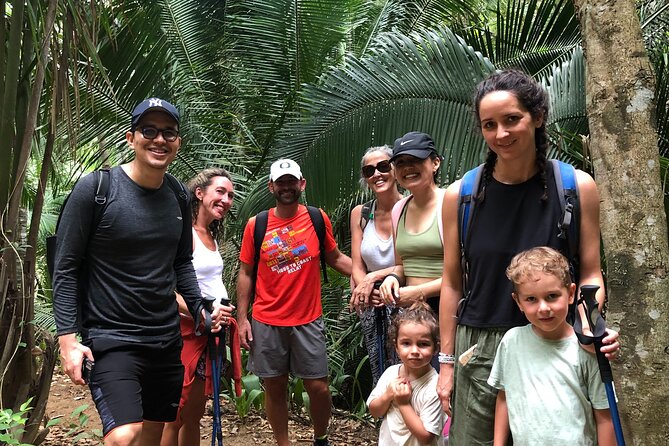 EcoHike to private beach, Jungle Walk to see plants & animals - Plants, animals, and the stories behind them