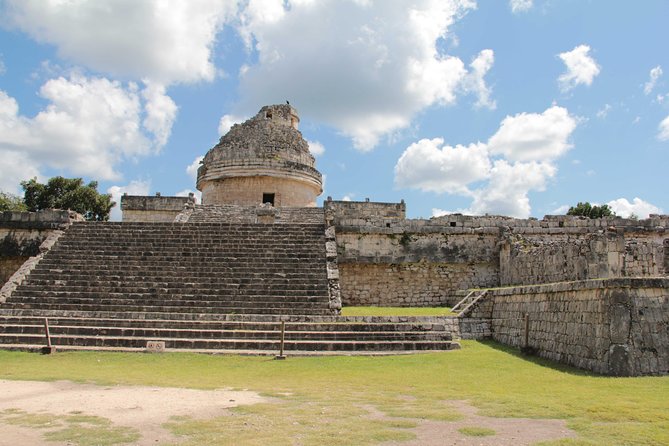 Ek Balam, Chichen Itza, Cenote & buffet lunch Tour - Buffet lunch after a very hungry morning