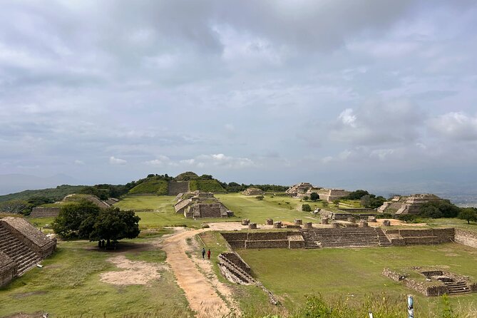 Essence Zapoteca Monte Albán, Barro Negro and Alebrijes for a day. - What This Oaxaca Day Tour Actually Delivers