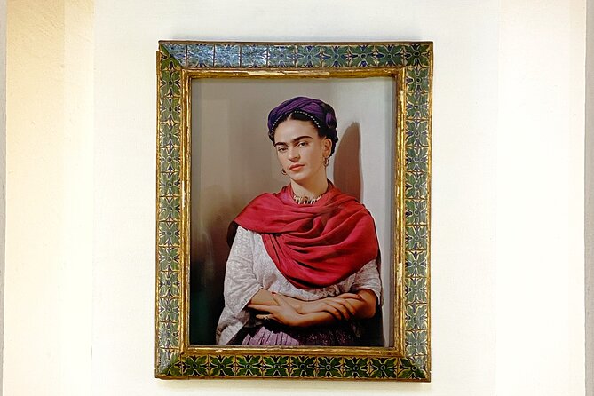 EXCLUSIVE TOUR Frida Kahlo Museum - SMALL GROUPS - The Guides Make the Difference