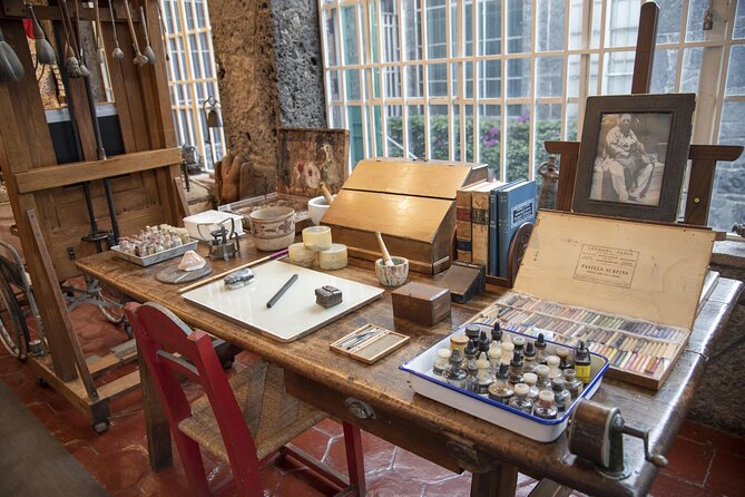 EXCLUSIVE TOUR Frida Kahlo Museum - SMALL GROUPS - Who Should Book This Casa Azul Visit?