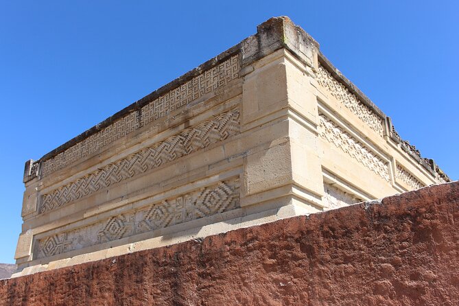 Explore Hierve el Agua, Mitla, Tule, Textile and Mezcal for a day - Santa María del Tule and the giant ahuehuete