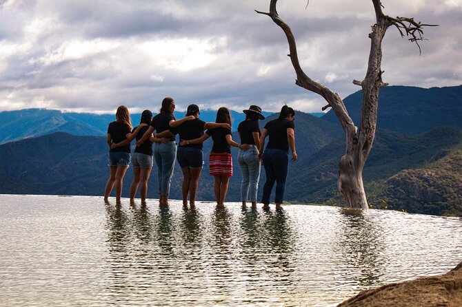 Explore Hierve el Agua, Mitla, Tule, Textile and Mezcal for a day - Teotitlán del Valle and the work behind a wool rug