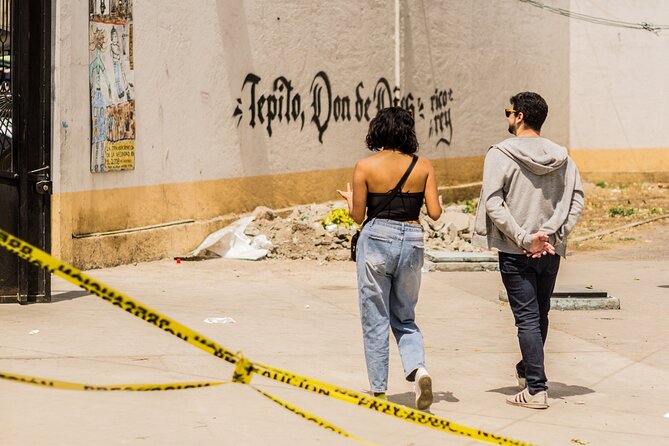 Explore the Barrio Bravo of Tepito with local guides - The market streets: food, shopping, and everyday Tepito