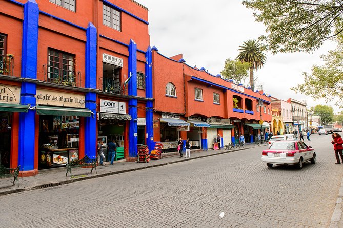 Frida Kahlo's House, Coyoacan and Xochimilco - All Day Tour - Starting with pickup and the long ride south