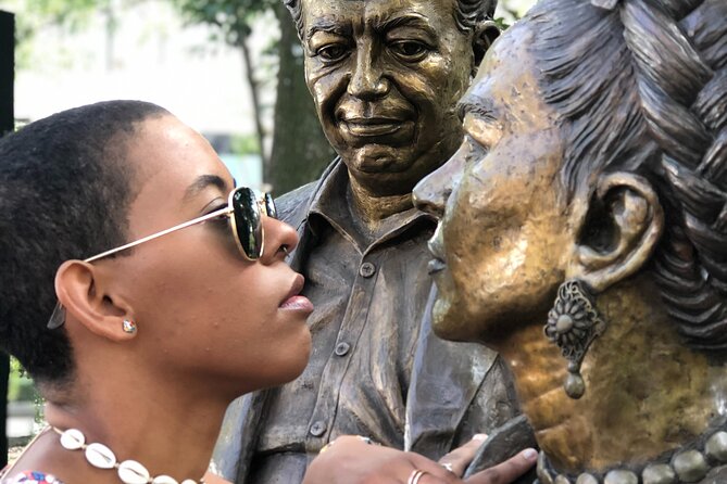 Frida Kahlo VIP [Museum Tickets Included] Walk, Markets & Churros - The walking conditions and practical details