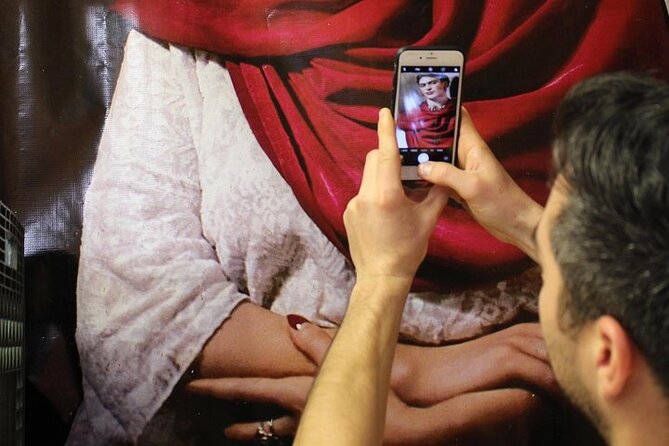 Frida Kahlo VIP [Museum Tickets Included] Walk, Markets & Churros - Parque Frida Kahlo and its old ahuehuete trees