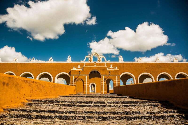 From Merida: Chichen Itza, Izamal & Cenote with Buffet Lunch - Yellow Izamal and the final hour