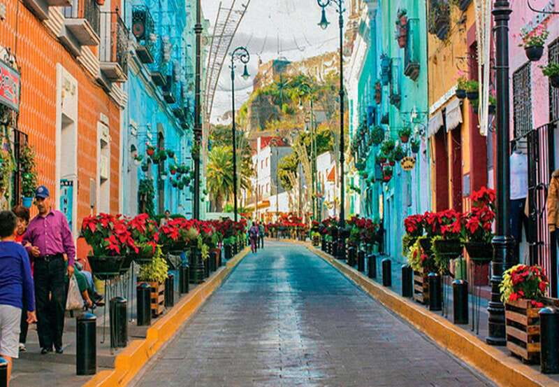 From Puebla: Cholula and Atlixco Magical Towns Tour - Exploring Cholula’s pyramid and churches
