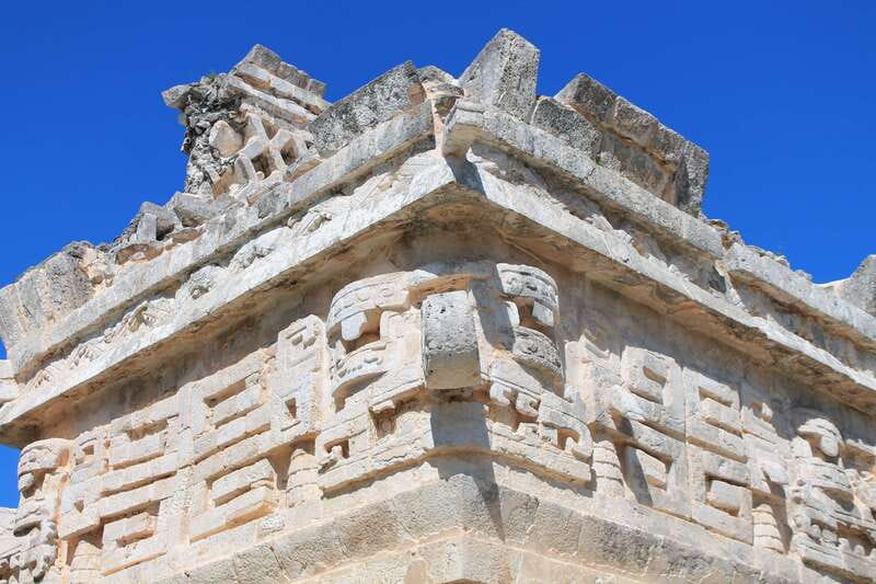 From Riviera Maya: Chichen Itza, Cenote, and Valladolid Tour - Entering Chichen Itza before the worst heat