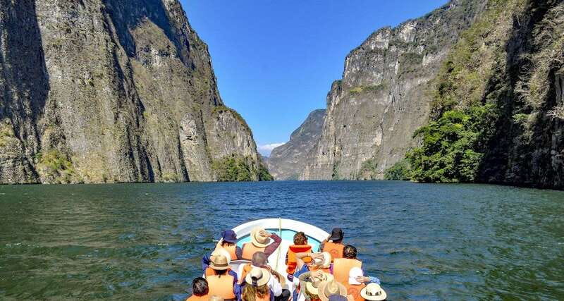 From San Cristobal: Sumidero Canyon & Chiapa de Corzo Tour - The 45-minute ride from Portal 9