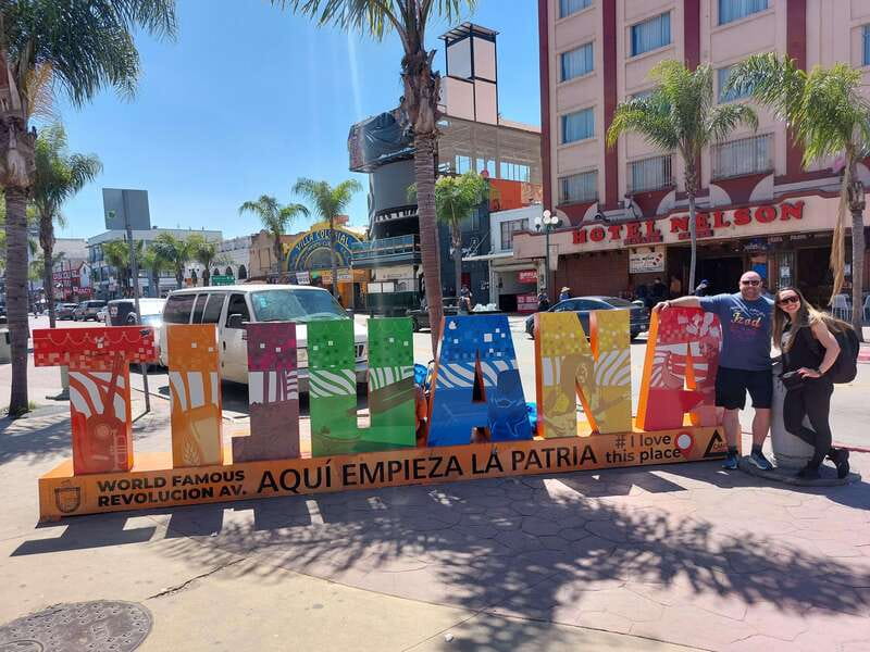 From San Diego: Tijuana Guided Day Trip with Lunch - Murals, street art, and photo stops