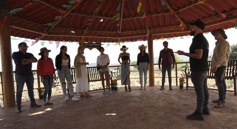 Guadalajara: Premium Tequila Tour with Tastings and Pairings - Tequila Selecto explains the work behind the bottle
