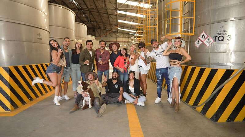 Guadalajara: Premium Tequila Tour with Tastings and Pairings - El Pedregal mixes tastings with photo stops