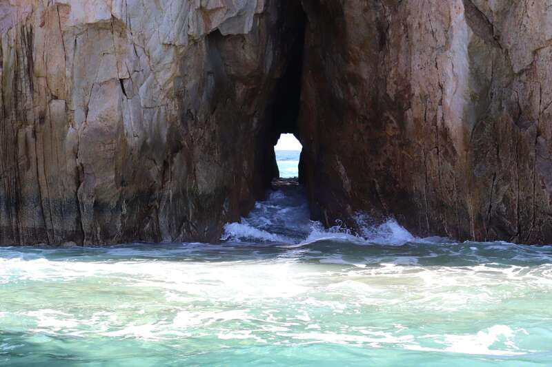 Guided Cabo Tour: Boat | Tacos & Tequila | Photos & Transfer - Who will enjoy this most?