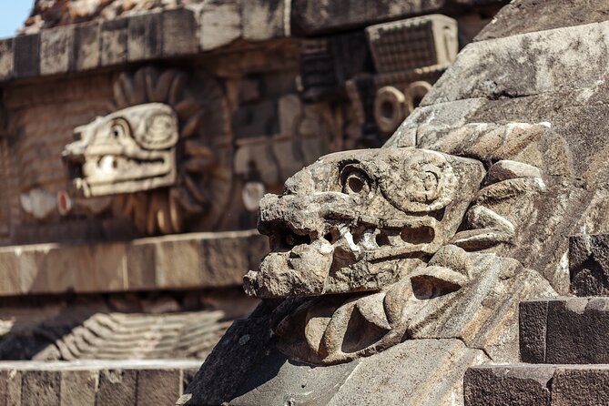 Guided tour in Teotihuacan + breakfast in Cueva + Transportation CDMX - Teotihuacan in 90 minutes