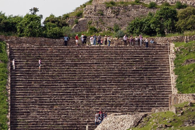 Half day tour to Monte Albán - The South Platform and your free time