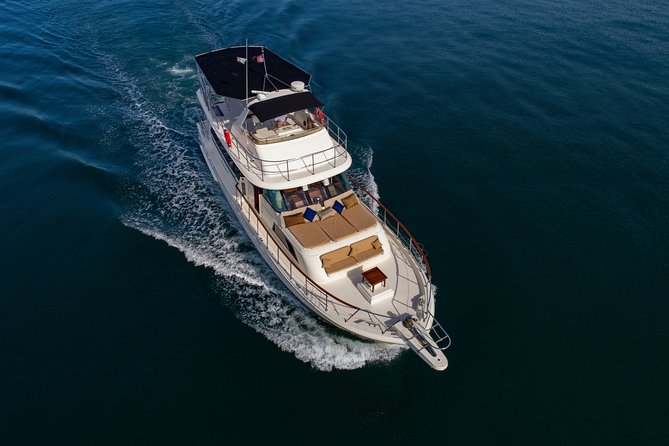 Hatteras 58-61' Luxury Yacht in Puerto Vallarta & Nuevo Nayarit - Who will enjoy this cruise most
