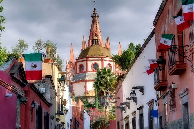 Historical and Cultural Walking Tour of San Miguel de Allende - Casa de Ignacio Allende and the city’s name
