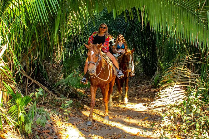 Horseback Riding in Sayulita Through Jungle Trails to the Beach - Group size, guide attention, and the main tradeoff