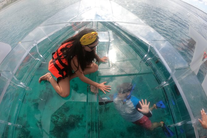 Invisible Boat Snorkeling Tour - The first 30 minutes: meeting at Villa Blanca