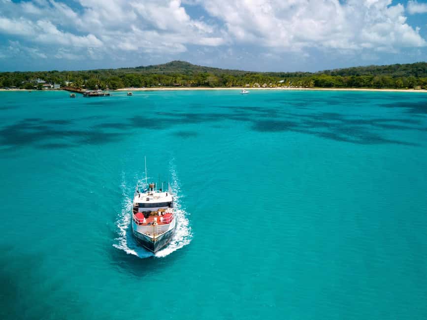 Isla Mujeres: Catamaran Ride with Open Bar, Snorkeling, and Lunch - Two hours to see Isla Mujeres at your own pace