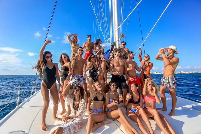 Isla Mujeres Catamaran Tour with Open Bar, Lunch and Snorkeling - What the $59.90 price really buys you