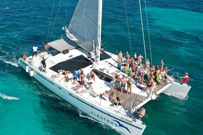 Isla Mujeres Plus by Albatros Catamarans - Exploring central Isla Mujeres by golf cart